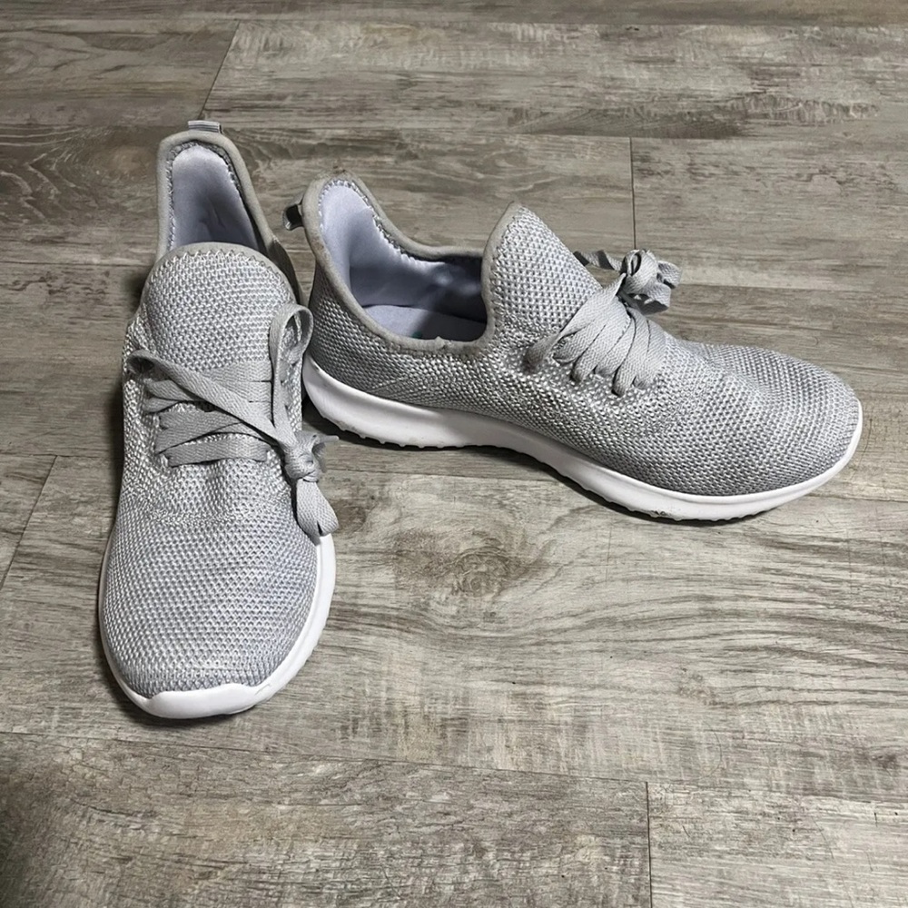 Athletic Works Size 9 Comfort Trainers Shoes Lightweight Sneakers Women's GRAY